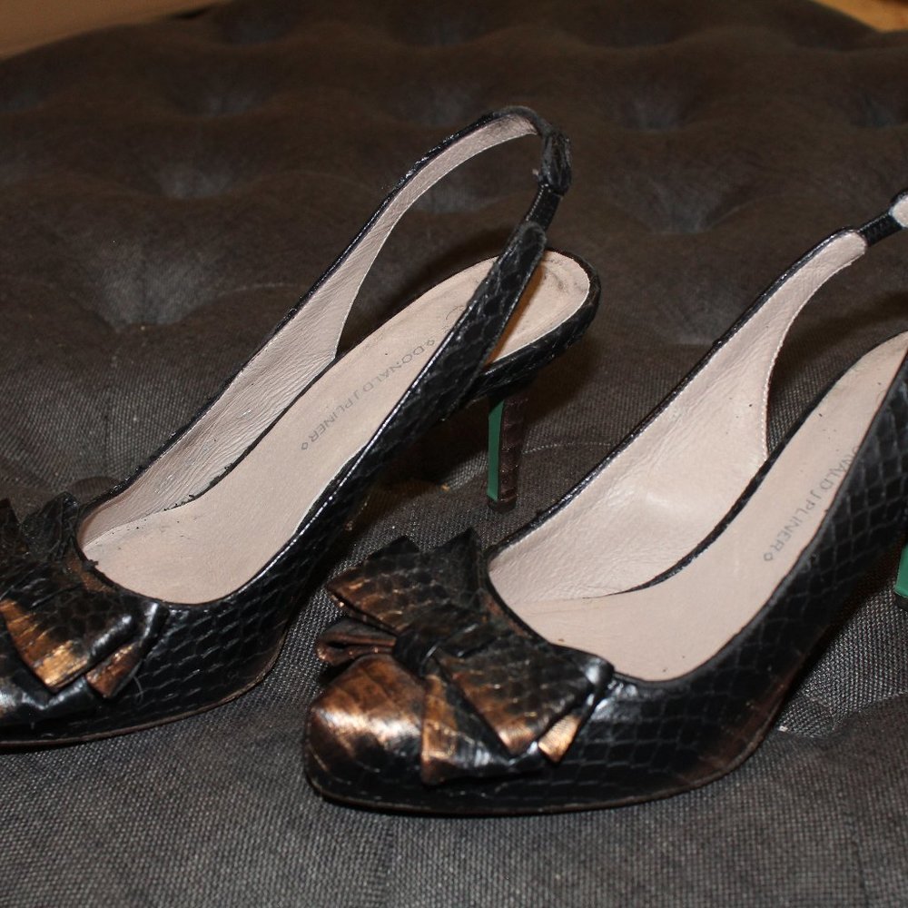 Lisa Donald J Pliner Alligator Bow Heel Slingback